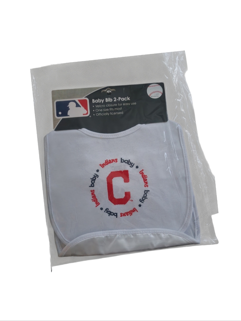MLB Cleveland Indians 2Pack Bibs Licensed  BPA Free NWT